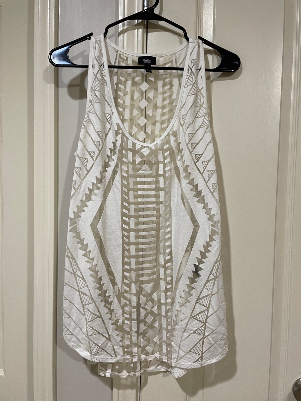 Mossimo Women’s White Swim Cover-Up Tank with Beige Geometric Print - Picture 1 of 9